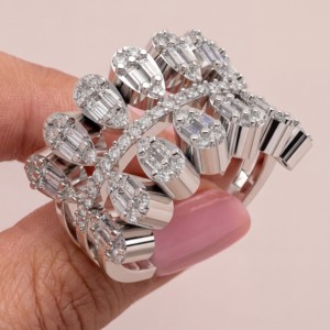 Bague personnalisée en argent 925 avec diamants de laboratoire taille baguette multi-rangs, bijou de déclaration pour mariée ou cocktail, joaillerie fine - Product Image 1