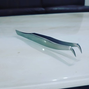 Sholifas ST-M011087 Eyelash Extension Tweezers C-Shaped Serrated Tip Stainless Steel Curved Precision Custom Logo 3D Eyelash - Product Image 2