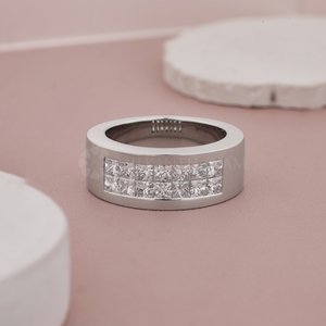 Nouvelle collection de bagues en diamant créé en laboratoire, or blanc, alliance éternité, taille princesse, pour femmes, d'un fournisseur indien. - Product Image 1