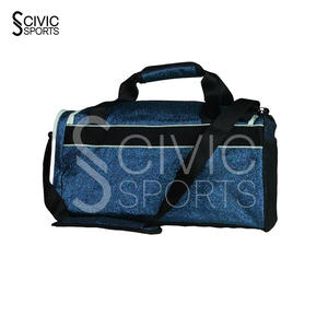 Bolsas de Viaje Impermeables Ligeras Personalizadas para Gimnasio y Fitness, Bolsa Deportiva para Hombre y Mujer con Forro de Poliéster Brillante y Logotipo Personalizado - Product Image 3