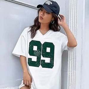 Maillot de football américain court personnalisé pour femme, débardeur court pour fille, haut court sans manches pour l'entraînement - Product Image 1