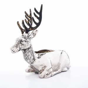 Tazón de Metal Artesanal Ecológico con Diseño de Ciervo Americano, Elegante Decoración de Mesa, Seguro para Uso en 2025, Zahid Exports - Product Image 1
