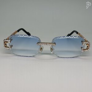 Gafas de Sol con Degradado de Color Azul y Acentos de Diamantes Moissanite con Corte de Pera VVS Personalizados, Hechas a Mano, Estilo Hip Hop - Product Image 1