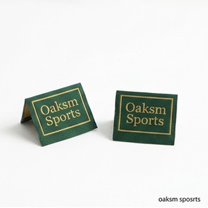 Étiquette de vêtement brodée Oaksm Sports, rectangulaire, en tissu, découpée au laser, pliable - Product Image 2