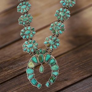 Collier Bohème Grand Turquoise Fait Main Squash Blossom, Bijou Statement Style Sud-ouest pour Femme, Idéal Cadeau - Product Image 6