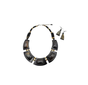 Collier moderne artisanal en corne de buffle écologique, couleur ambre miel, forme naturelle, design indien - Product Image 3