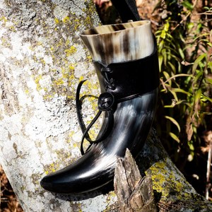 Cuerno Vikingo Clásico Medieval para Beber, Pulido y Tallado, Material Orgánico, Seguro para Alimentos, Eventos Históricos, Cosplay de Caballeros - Product Image 6