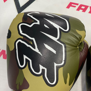 Echte Rindsleder Fairtex x AAPE Limited Edition Camo Boxhandschuhe OEM Maßanfertigung mit Klettverschluss Professionelle Muay Thai Handschuhe - Product Image 4