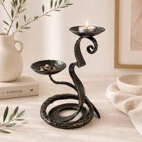 Support à bougies en fer forgé à la main, porte-bijoux, sculpture métallique rustique, décoration artisanale de blacksmith, cadeau artisanal, décoration gothique pour la maison
