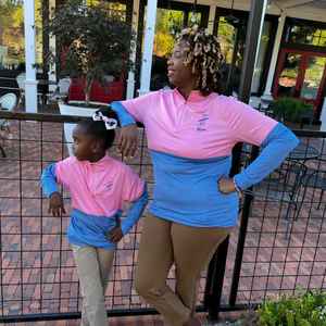 Pull à col zippé bicolore pour femmes Jack and Jill, avec logo brodé personnalisé, haut de sport color block, vente en gros OEM - Product Image 3