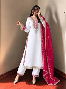Ensemble Salwar Kameez en soie brodée blanche, tenue traditionnelle indienne/pakistanaise pour femmes, châle rose, vêtements décontractés pour cérémonie, réversible - Product Image 4