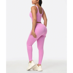 Conjunto de Yoga para Mujer con Logotipo Personalizado, Color Rosa, 2 Piezas: Top Corto con Cuello en V y Leggings de Cintura Alta con Corte en V y Efecto Levanta Glúteos, Ropa de Gimnasio - Product Image 2