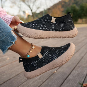 Zapatos de Caminar Cómodos para Mujer, Primavera-Otoño, Plataforma Gruesa, Aumentan la Altura, Ligeros, Transpirables, Antideslizantes, Zapatillas Casuales - Product Image 1