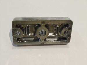 Soportes de Montaje Personalizados de Precisión, Piezas de Aleación de Aluminio Fundidas a Presión, Soporte Metálico Estructural Mecanizado por CNC OEM - Product Image 3