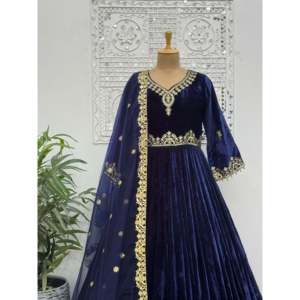 Hermoso Lehenga Choli Largo Bordado con Lentejuelas y Adornos de Poliéster para Bodas - Product Image 2