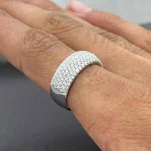 Anillo de Eternidad Ancho de Plata de Ley 925 con Pavé de Diamantes Moissanita para Hombre, Anillo de Boda Iced Out, Anillo de Declaración Estilo Hip Hop - Product Image 4