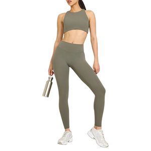 Leggings de yoga de cintura media para mujer, de tacto suave, efecto segunda piel, con espalda en V y realce de glúteos, ideales para gimnasio y entrenamiento, ropa deportiva. - Product Image 4