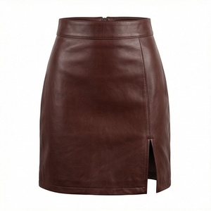 Jupe crayon mini en similicuir taille haute pour femme avec fente latérale, couleur unie, design brillant, à porter toute l'année - Product Image 1