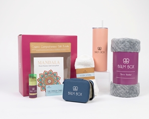 Caja de Regalo para Quimioterapia con Manta, Libro para Colorear, Calcetines y Vaso, Diseño Moderno para Apoyo en la Recuperación - Product Image 3