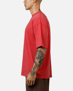 T-shirt Homme Oversize Rouge en Coton Doux Confortable à Manches Courtes Col Rond Couleur Unie Décontracté Coupe Jersey Style Urbain et Sportif - Product Image 3