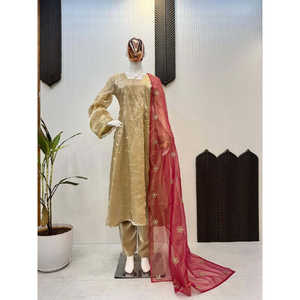 Conjunto elegante de parte superior e inferior para mujer con Dupatta para fiestas - Product Image 2