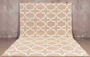 Tapis Kilim en jute tissé à la main, moderne et écologique, brun terreux naturel avec motif abstrait blanc |   Tapis pour la maison et le salon - Product Image 3