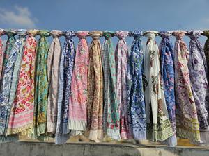 Pareo de Algodón con Estampado de Hojas Hecho a Mano, Transpirable y Ligero, para Playa, Bufanda de Verano, Venta al por Mayor - Product Image 6