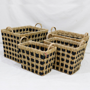 Paniers de rangement en jonc de mer rectangulaires style rustique avec poignées, motif à carreaux noir naturel pour l'organisation de la buanderie - Product Image 1