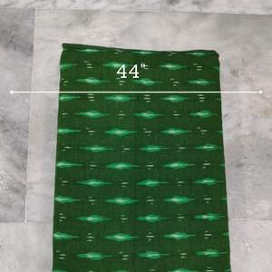 Tela de Algodón Ikat Tejida a Mano Tradicional de Knnotted Earth Heritage, Ecológica, Sostenible, Lavable, Suave y Duradera para Tapicería - Product Image 4