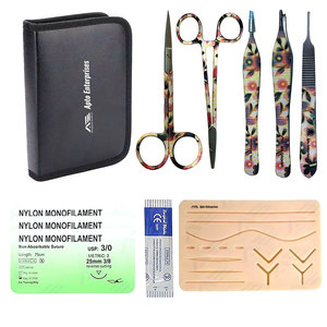Kit de Sutura Quirúrgica de Acero Alemán Avanzado con Pinzas, Fórceps y Mango de Bisturí - Product Image 1