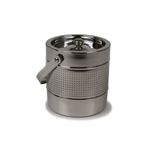 Cubeta para Hielo de Acero Sostenible de Alta Calidad con Tapa, Diseño Premium, Capacidad de 2L, Acabado Pulido, Empaque Personalizado, Hecho en India - Product Image 4