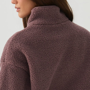Chaqueta Sherpa Personalizada para Mujer, Tejido Transpirable de Primera Calidad, Chaqueta de Forro Polar Personalizada al por Mayor para Mujer, Ropa Exterior OEM - Product Image 4