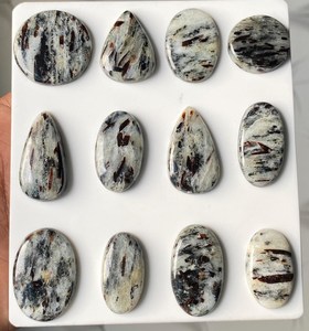 Lote de Cabujones de Astrofilita, Piedra Preciosa Natural con Destellos, Negra y Blanca, Opaca, para Joyería - Product Image 1
