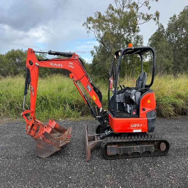 Wholesale for Kubota U35-4 Mini Excavator Crawler Construction Equipment Engine Excellent Motor Pump Compact Excavator For Sale