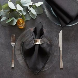 Anneau de serviette en métal rustique inspiré de l'artisanat traditionnel pour une décoration de table chaleureuse avec une finition en métal robuste - Product Image 3