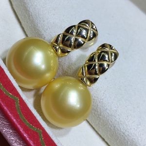Pendientes de Perlas de Oro Natural de 925, 13-14 mm, Círculo Perfecto, Patrón de Crecimiento Ligeramente Visible, Oro Medio, Caja de Regalo Incluida - Product Image 1