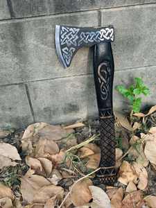 Hache de style viking en acier au carbone de Jahangir Enterprise, manche en bois de rose barbu, forgée à la main, qualité industrielle, pour la survie en extérieur - Product Image 6