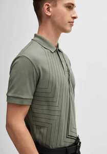 เสื้อเชิ้ตแขนสั้นผู้ชายสีเขียวมะกอก ผ้าฝ้าย ปักโลโก้ลายเส้นเรขาคณิต เสื้อถักลำลอง - Product Image 2
