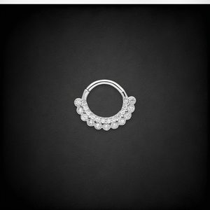 Boucles d'oreilles créoles en argent sterling 925 plaqué or 14 carats avec zircon, bijoux de piercing pour septum, daith et nez - Product Image 5