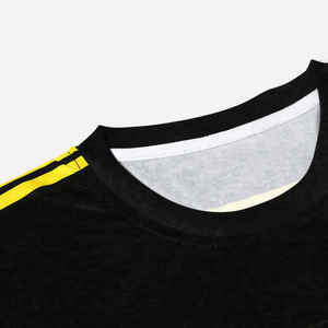 Uniforme de football imprimé de qualité supérieure, design personnalisé, couleurs et tailles variées, 100% polyester, léger, durable, respirant, séchage rapide, pour hommes - Product Image 2