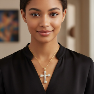 Colgante de Cruz Sagrada con Incrustaciones de Diamantes en Oro Amarillo de 14K |   Collar con Colgante Religioso con Corte Redondo y Pavé, Joyería Fina para Hombre y Mujer, Regalo - Product Image 1