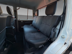 โตโยต้า แลนด์ ครุยเซอร์ GRJ79DC AT ภายในตกแต่งด้วยหนังสุดหรู สีดำ พรีเมียม ออฟโรด รถกระบะ 4x4 ดีเซล เกียร์ธรรมดา สำหรับงานหนัก - Product Image 2