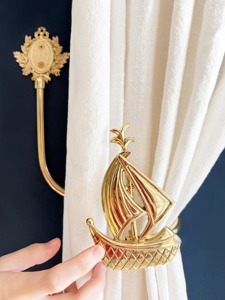 Sujetador de Cortina con Diseño de Velero Dorado, Elegante Accesorio para Cortinas, Ideal para Decoración de Interiores del Hogar y Eventos - Product Image 4
