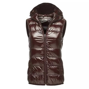 Gilet matelassé à capuche pour femme, sans manches, en toile, séchage rapide, couleur unie, rembourrage polyester, fermeture éclair, coupe classique - Product Image 6