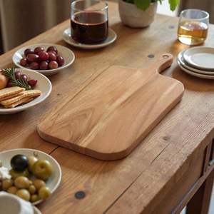 Tabla de Cortar de Madera de Primera Calidad, 1.3 cm de Grosor, Diseño Duradero, Fácil de Limpiar, No Tóxica, Apta para Lavavajillas, Forma Rectangular para - Product Image 4