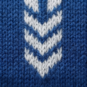 Écharpe en polaire bleu royal personnalisée pour l'hiver, avec des rayures blanches, douce, décontractée, tendance, cache-cou, écharpe en acrylique unisexe - Product Image 4