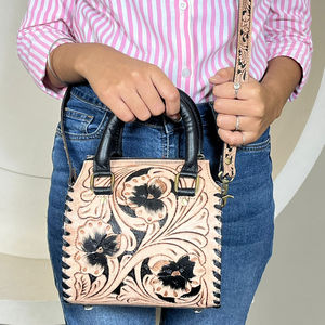 Nuevo Juego de Bolsos de Viaje de Cuero Repujado a Mano de Alta Calidad con Diseño Floral Elegante para Mujer - Product Image 3