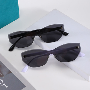 Irregular Frameless Cut Edge <b>Sunglasses</b>, Fashionable Style Integrated <b>Sunglasses</b>, UV Resistant High-end <b>Sunglasses</b> for Unisex - Product Image 3