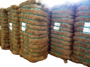 Fibra de Coco Marrón en Fardos para Exportación desde India - Product Image 3
