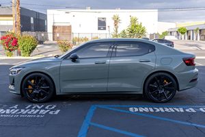 Voiture d'occasion en bon état, Polestar 2 Dual Motor Performance BST Edition 230, modèle 2023, prête à être expédiée - Product Image 4